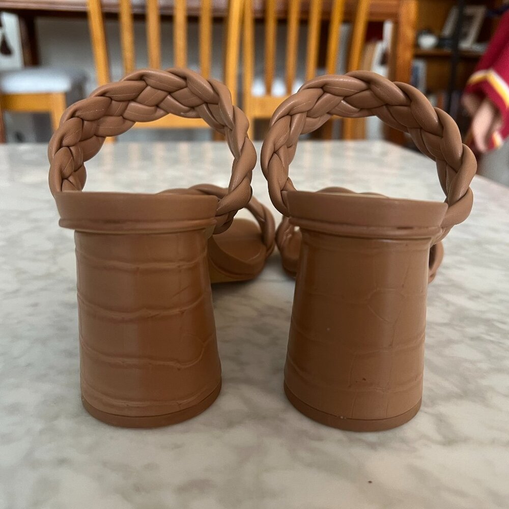 Dolce Vita V-Paily Heels